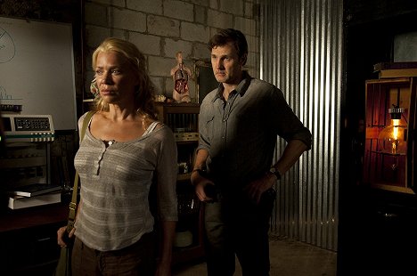 Laurie Holden, David Morrissey - The Walking Dead - When the Dead Come Knocking - Photos