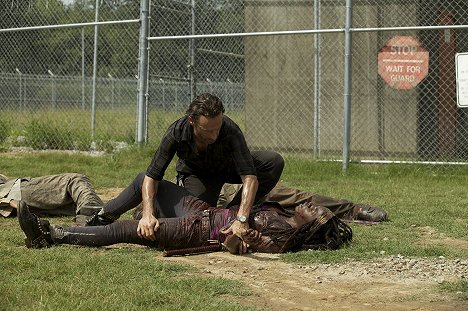 Andrew Lincoln, Danai Gurira - The Walking Dead - Tod vor der Tür - Filmfotos