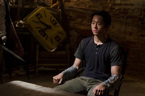 Steven Yeun - The Walking Dead - Holtak jelenése - Filmfotók