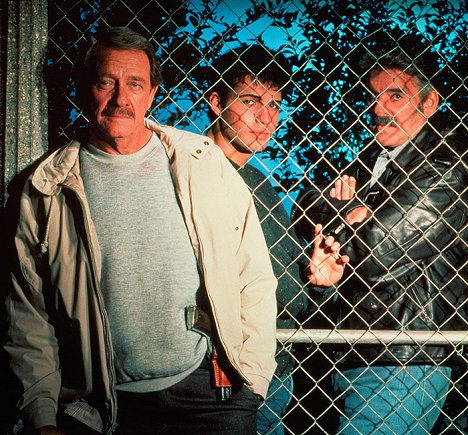 Richard Crenna, Billy Zane, Dennis Farina - The Case of the Hillside Stranglers - Film