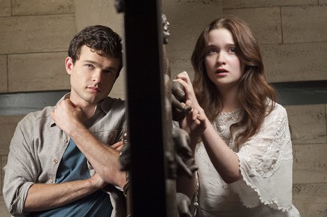 Alden Ehrenreich, Alice Englert - Nádherné bytosti - Z filmu