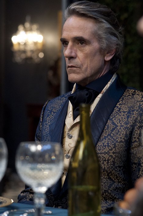 Jeremy Irons - Beautiful Creatures - Photos