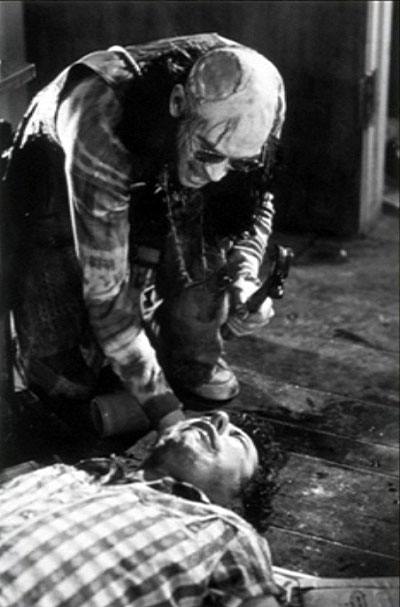 Bill Moseley, Lou Perryman - The Texas Chainsaw Massacre 2 - Photos