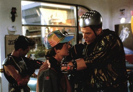 Ricky Dean Logan, Michael J. Fox, Tom Wilson - Návrat do budoucnosti II - Z filmu
