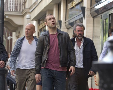 Bruce Willis, Jai Courtney, Sebastian Koch - A Good Day to Die Hard - Photos