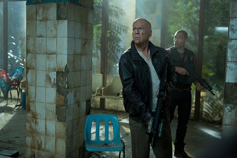Bruce Willis, Jai Courtney - Smrtonosná pasca: Opäť v akcii - Z filmu