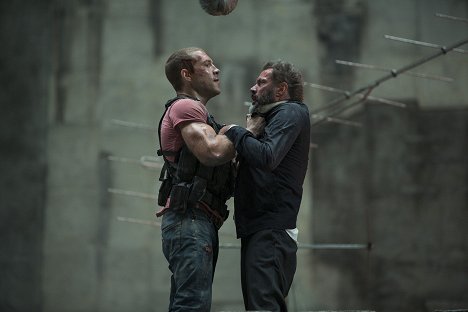 Jai Courtney, Sebastian Koch - Smrtonosná past: Opět v akci - Z filmu