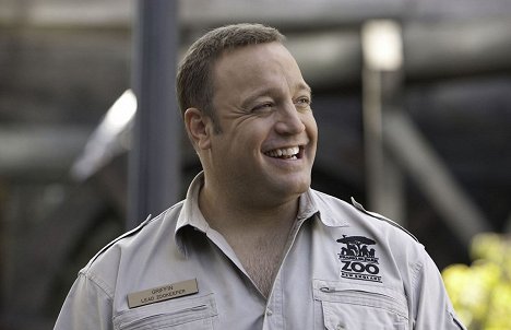 Kevin James - The Zookeeper - Photos