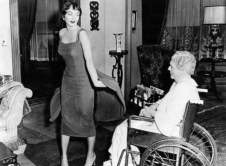 Carolyn Jones, Ethel Barrymore - Johnny Trouble - Kuvat elokuvasta