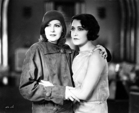 Greta Garbo, Dorothy Sebastian - Le Droit d'aimer - Film