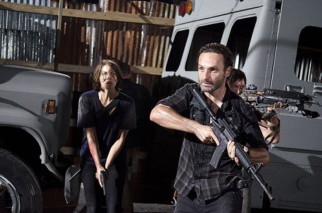 Lauren Cohan, Andrew Lincoln - The Walking Dead - The Suicide King - Photos