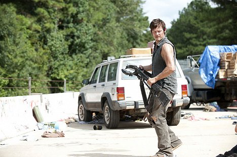 Norman Reedus - The Walking Dead - Home - Photos
