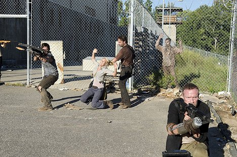 Norman Reedus, Laurie Holden, Andrew Lincoln, Michael Rooker - The Walking Dead - I Ain't a Judas - Photos