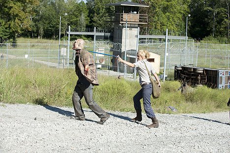 Laurie Holden - The Walking Dead - I Ain't a Judas - Photos