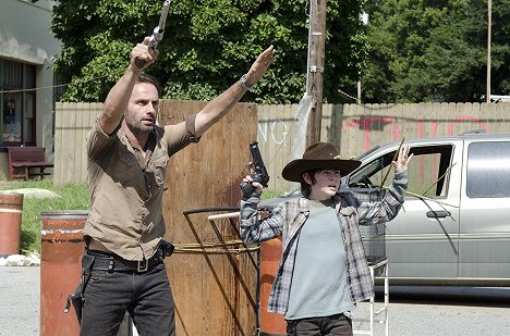 Andrew Lincoln, Chandler Riggs - The Walking Dead - Gesichter der Toten - Filmfotos