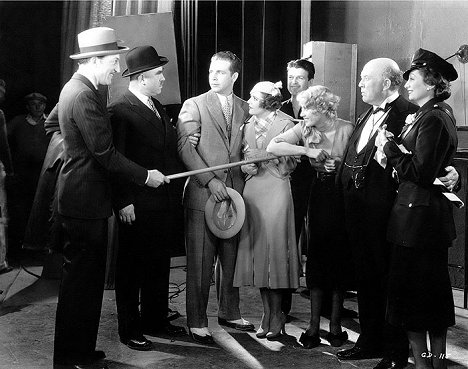 Warren William, Dick Powell, Ruby Keeler, Joan Blondell, Guy Kibbee, Aline MacMahon - Vampiresas de 1933 - De la película