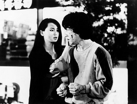 Maggie Cheung, Jackie Chan - Police Story - Photos