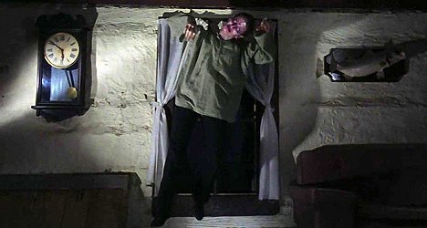 Ellen Sandweiss - Evil Dead - Kuvat elokuvasta
