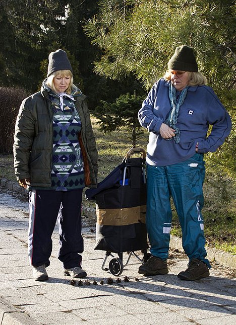 Vlasta Žehrová, Iva Hüttnerová - Ordinace v růžové zahradě - Z filmu