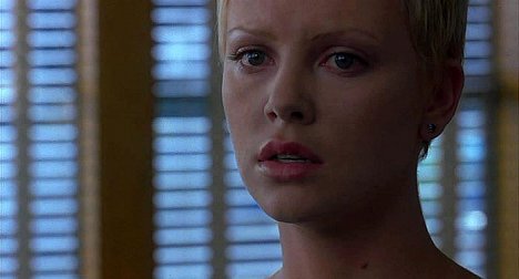 Charlize Theron - The Astronaut's Wife - Photos