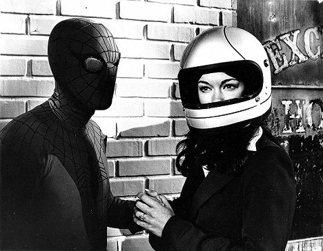 Nicholas Hammond, JoAnna Cameron - Spider-Man Strikes Back - Photos
