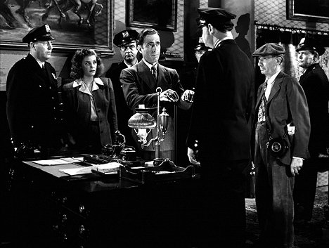 Kaaren Verne, Humphrey Bogart - All Through the Night - Photos