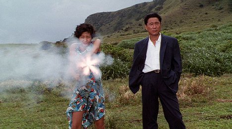Aya Kokumai, Takeshi Kitano - Sonatine - Van film