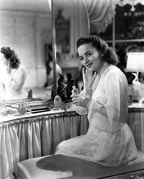 Olivia de Havilland - My Love Came Back - Kuvat elokuvasta