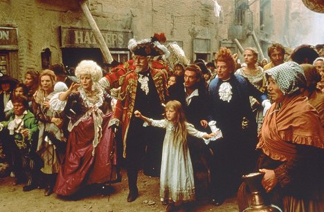 John Neville, Sarah Polley - The Adventures of Baron Munchausen - Photos