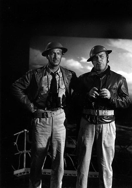 Robert Taylor, Brian Donlevy - Stand by for Action - Z filmu