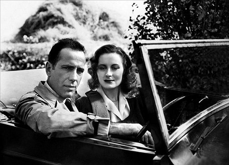 Humphrey Bogart, Michèle Morgan - Passage to Marseille - Z filmu