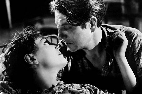 Junie Astor, Jean Gabin - The Lower Depths - Photos