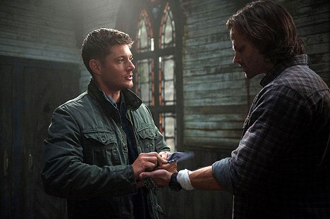 Jensen Ackles, Jared Padalecki - Supernatural - Sacrifice - Kuvat elokuvasta