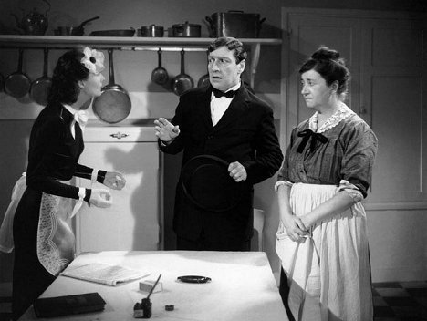 Arletty, Sacha Guitry, Pauline Carton - Désiré - Film