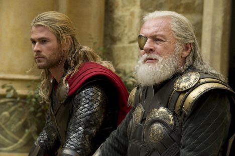 Chris Hemsworth, Anthony Hopkins - Thor: Temný svět - Z filmu