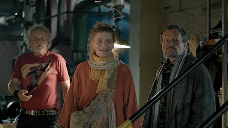 Marián Geišberg, Zuzana Bydžovská, Miroslav Krobot - Revival - Z filmu