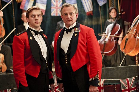 Dan Stevens, Hugh Bonneville - Downton Abbey - Filmfotók