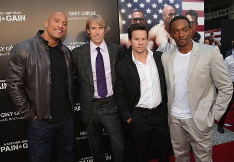 Dwayne Johnson, Michael Bay, Mark Wahlberg, Anthony Mackie - Pain and Gain - Events