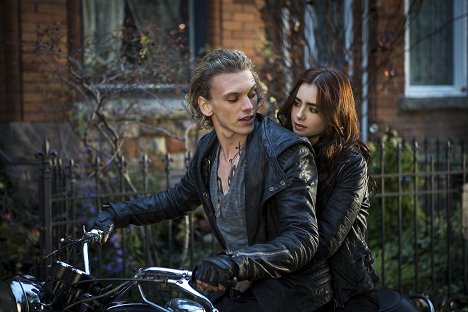 Jamie Campbell Bower, Lily Collins - The Mortal Instruments: City of Bones - Photos
