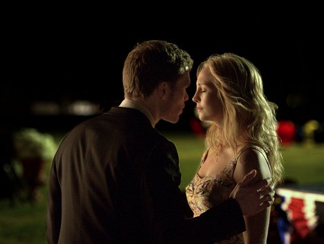 Joseph Morgan, Candice King - Vampire Diaries - Ici ou ailleurs - Film