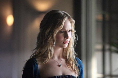 Candice King - The Vampire Diaries - American Gothic - Photos