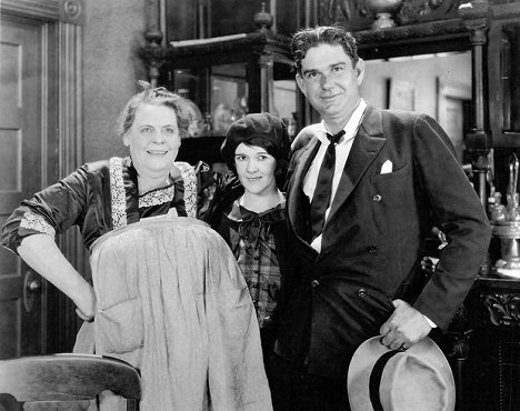 Marie Dressler, Anne Shirley, George W. Hill - The Callahans and the Murphys - Making of
