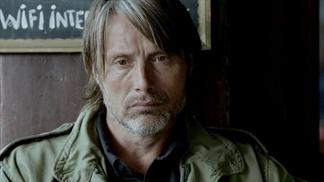 Mads Mikkelsen - Move On - Photos