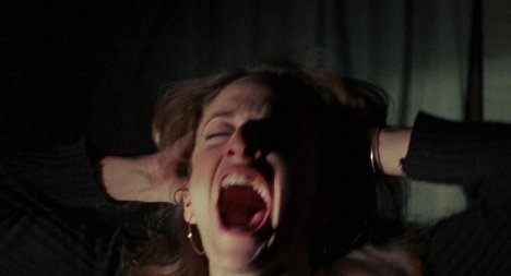 Ellen Sandweiss - Posesión infernal - De la película