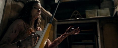Elizabeth Blackmore - Evil Dead - Kuvat elokuvasta