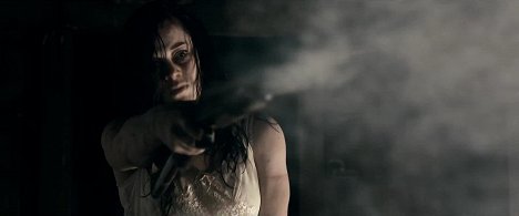 Jane Levy - Evil Dead - Filmfotos