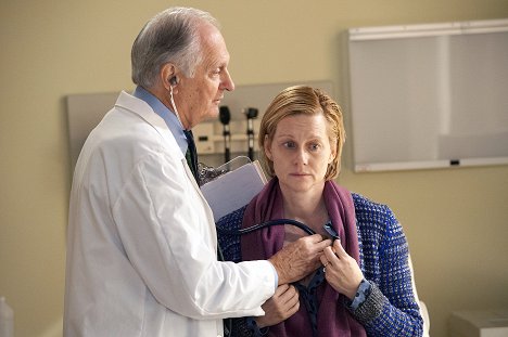 Alan Alda, Laura Linney - The Big C - Film