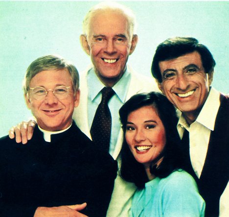 William Christopher, Harry Morgan, Rosalind Chao, Jamie Farr - After M*A*S*H - Werbefoto