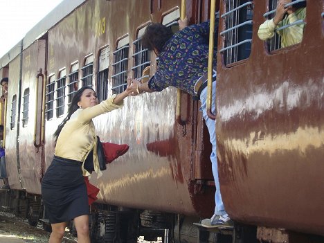 Lara Dutta - Chalo Dilli - Photos