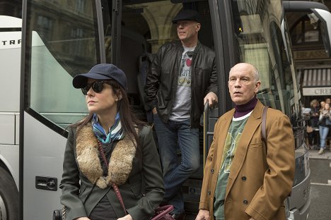Mary-Louise Parker, Bruce Willis, John Malkovich - Red 2 - Photos